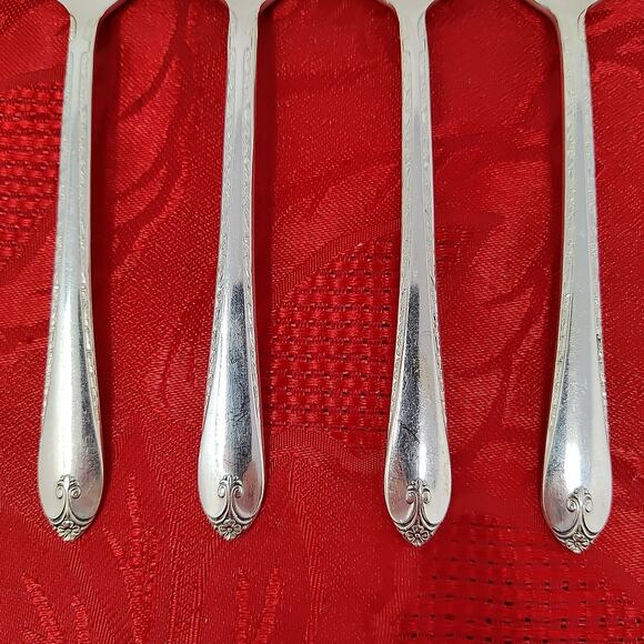 6 TeaSps 1940'S Wm ROGERS "EXQUISITE" TeaSpoons Silver Plated Beautiful - Picture 5 of 16